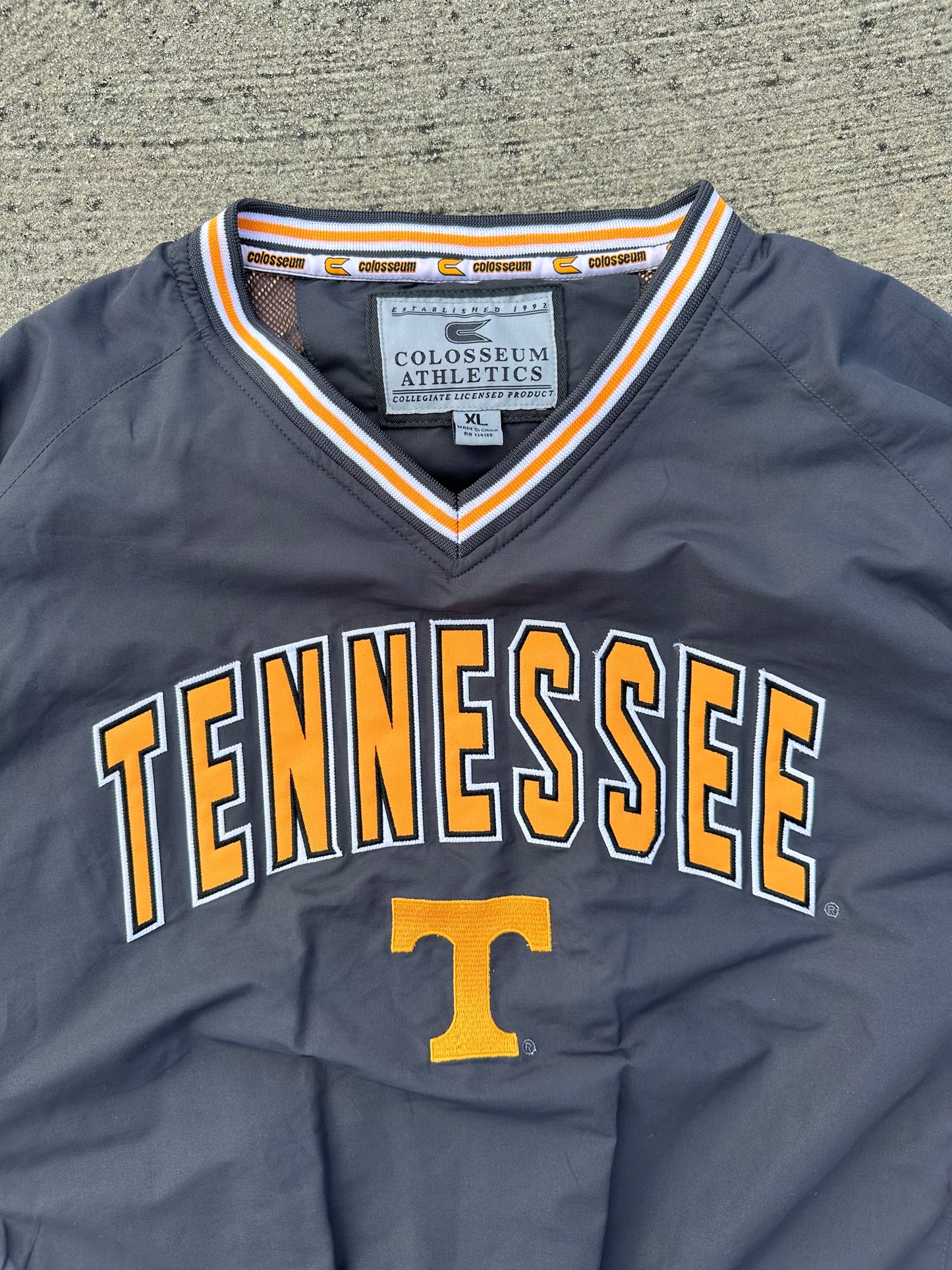 COLOSSEUM UNIVERSITY OF TENNESSEE PULLOVER JACKET — XL